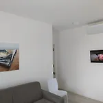 F2 - Viking Apartment *
